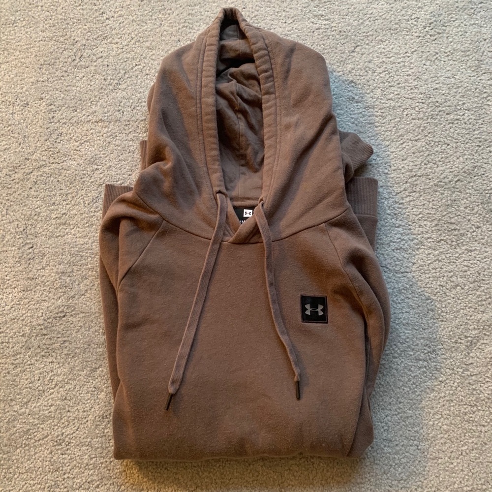Men’s under armour medium hoodie